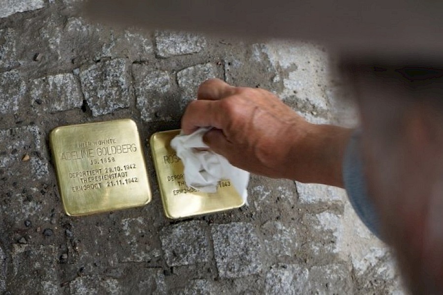 Am 16. Juni 2025 bekommt Jesberg &bdquo;Steine&ldquo;, &uuml;ber die man &bdquo;stolpern&ldquo; kann