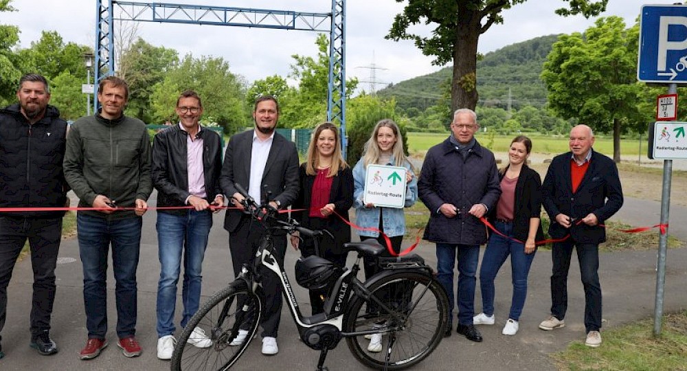 Feste Radlertag-Route offiziell er&ouml;ffnet - Radlertag 2025 erstmals mit neuen Schildern gekennzeichnet