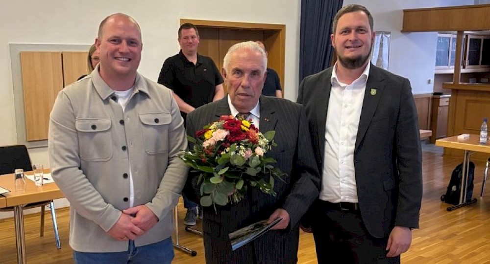 🏅 H&ouml;chste Auszeichnung f&uuml;r Heinz Stumpf