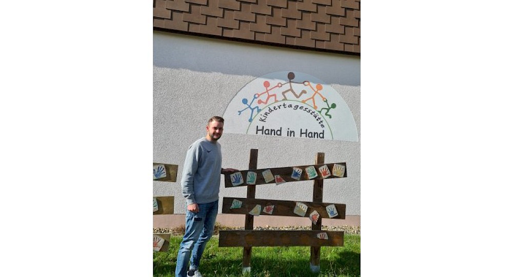 Neuer Auszubildender in der Kindertagesst&auml;tte "Hand in Hand"