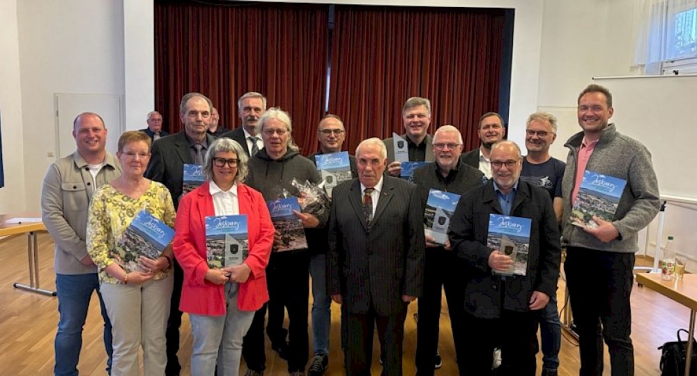 🏅 Verdiente Ehrungen und Verabschiedungen in der Gemeindevertretung Jesberg