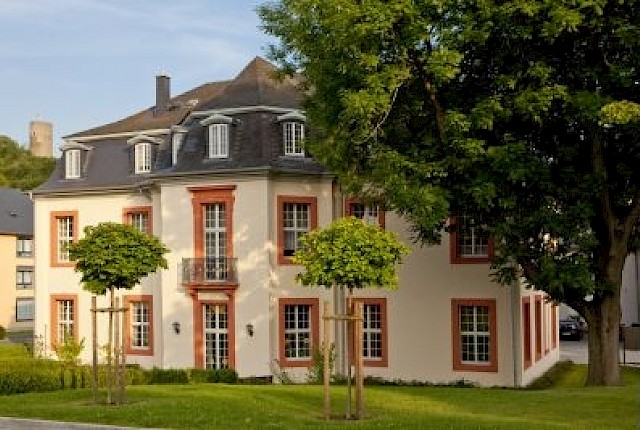 Barockschl&ouml;sschen von vorne